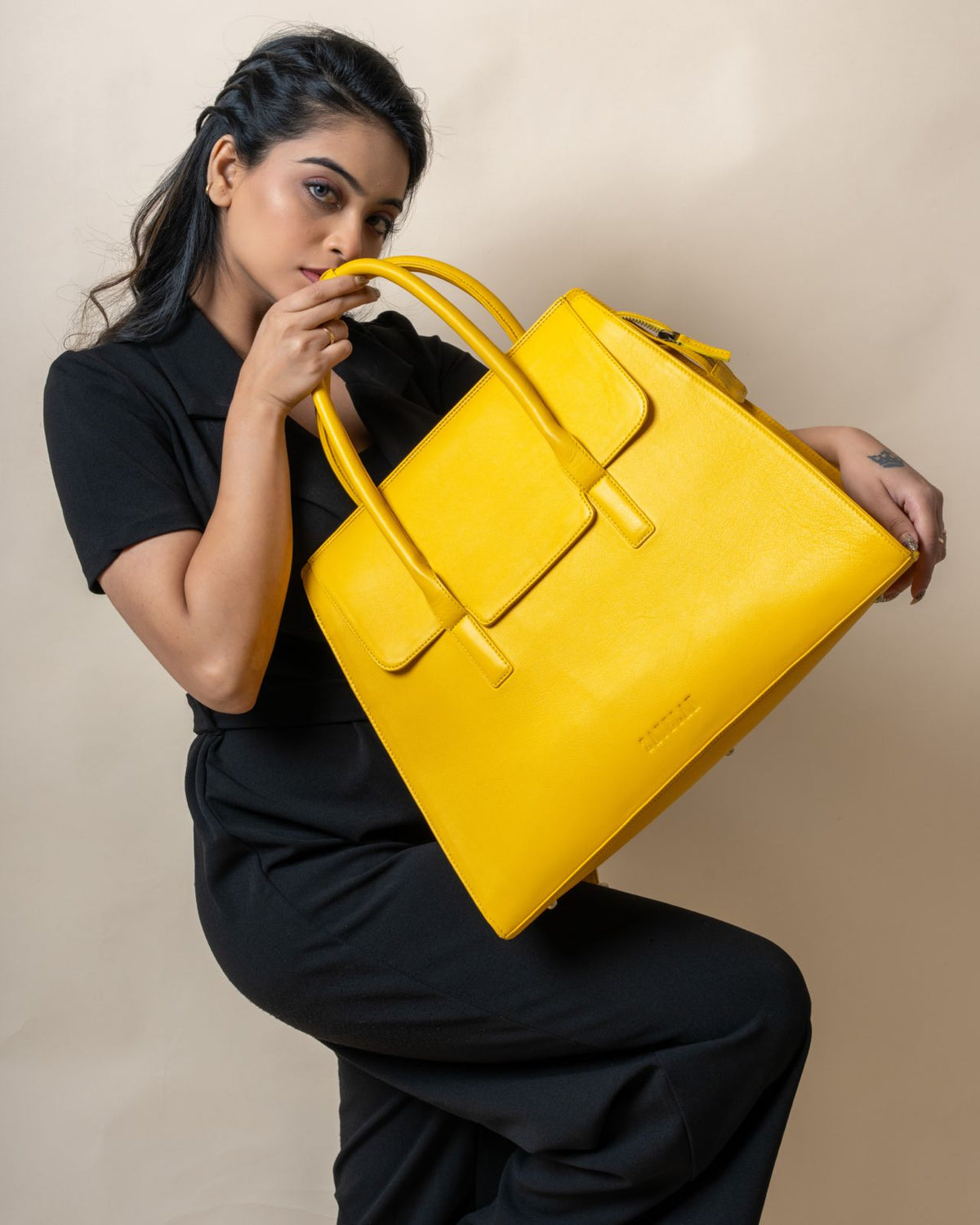 Zayelan Carryall Bag Laptop Bag convertible.